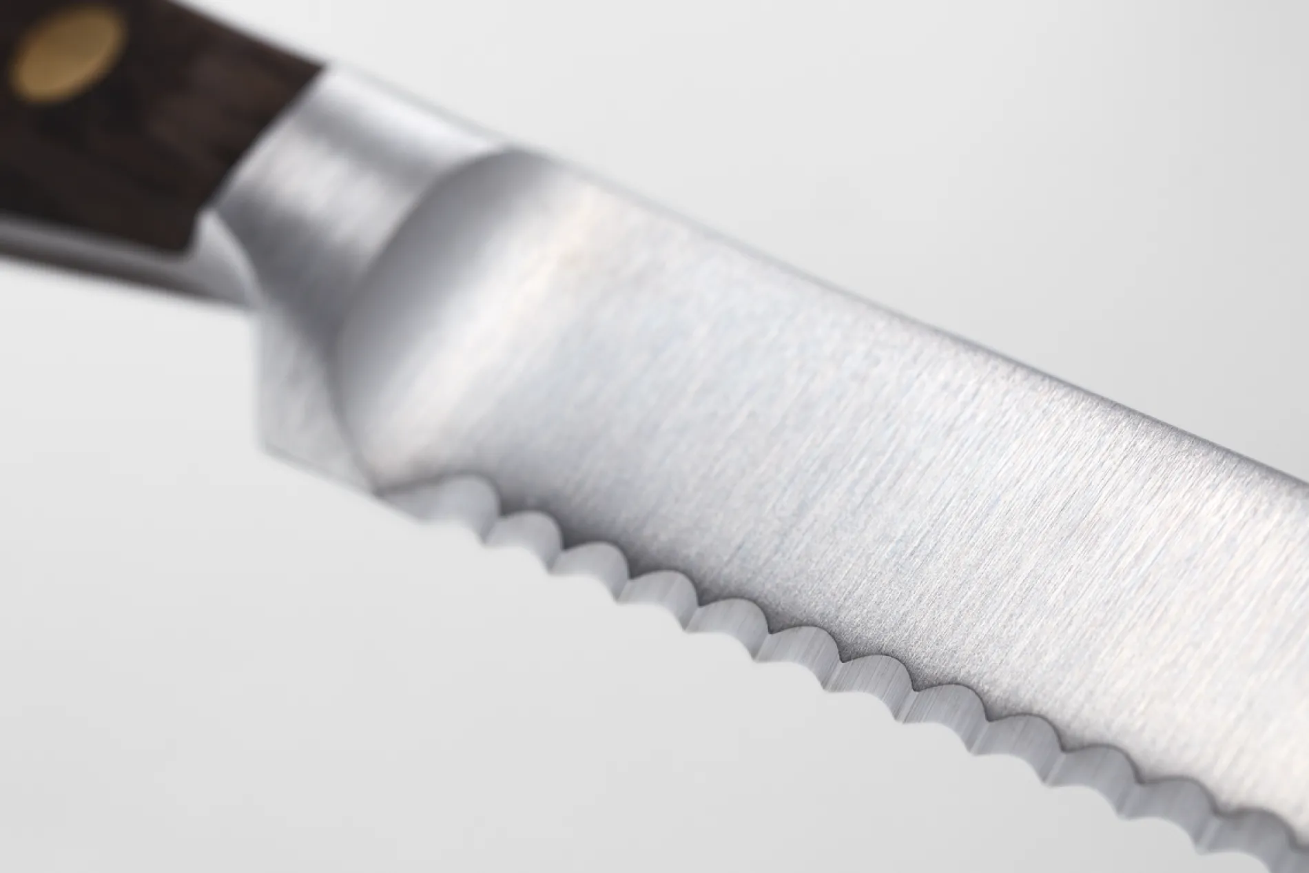 Wüsthof Aufschnittmesser>Crafter Aufschnittmesser 14 cm | mit Wellenschliff